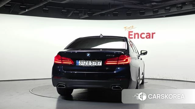 BMW 5 Series (G30) id 5013619 из Кореи 14