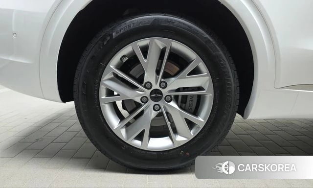 Genesis GV70 id 5001385 из Кореи 26