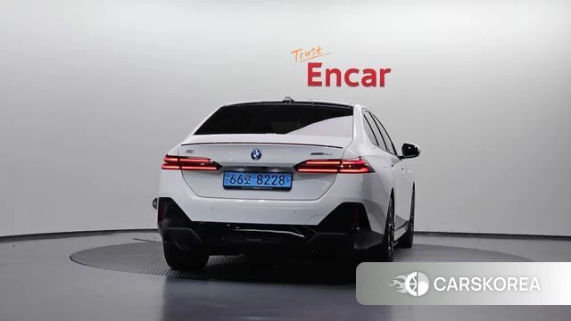 BMW i5 (G60) id 4964982 из Кореи 26