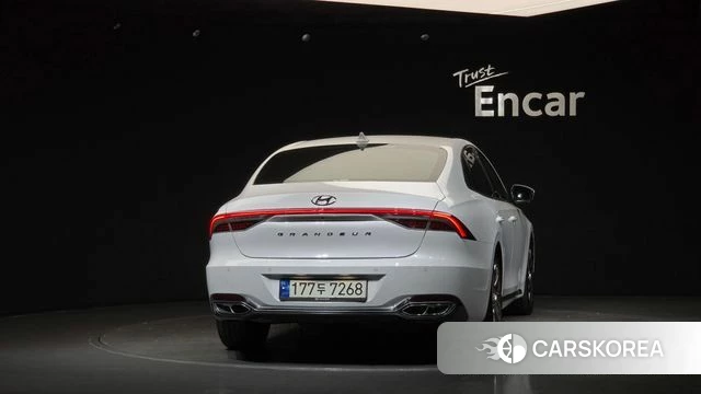 Hyundai The New Grandeur IG id 4661334 из Кореи 29