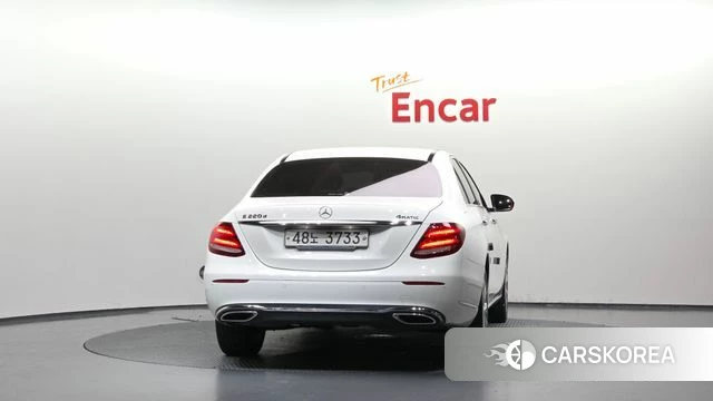 Mercedes-Benz E-Class W213 id 4983316 из Кореи 25