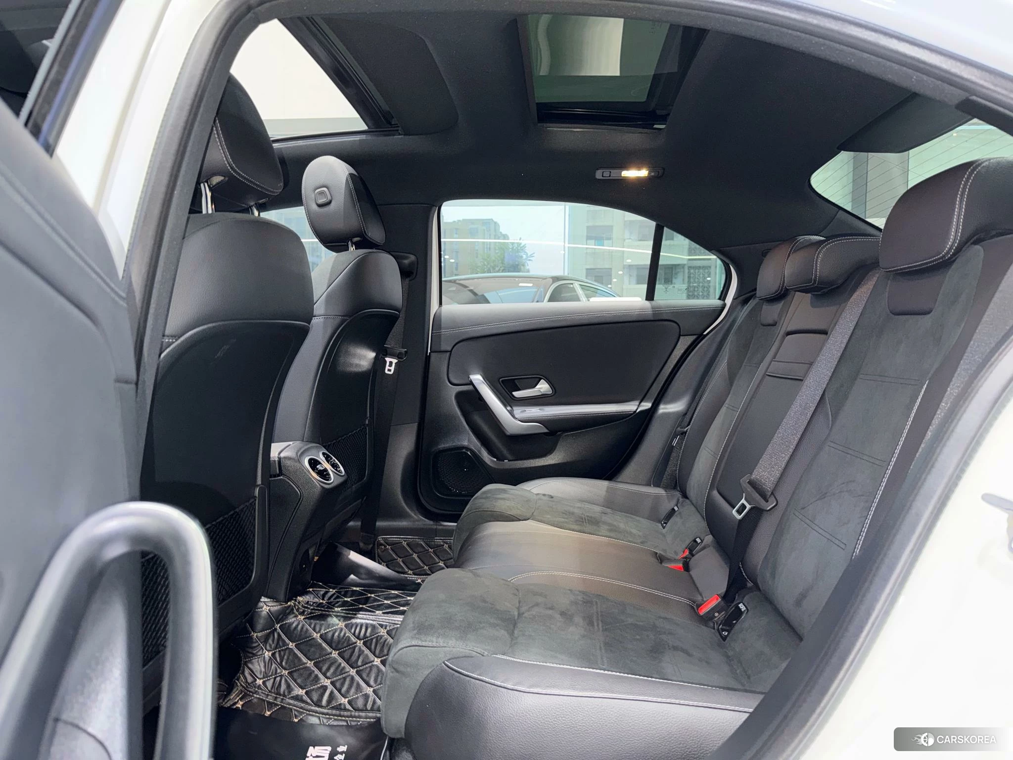 Mercedes-Benz A-Class 2022 Белый из Китая, фото 4