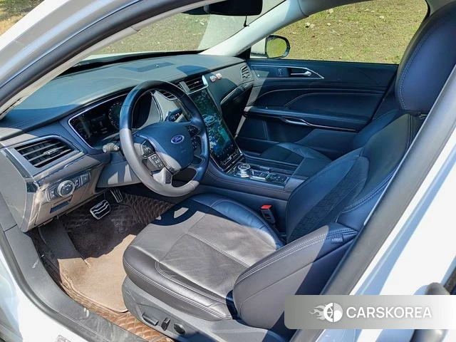 Ford Taurus 2021 Белый из Китая, фото 5