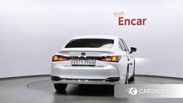 Lexus ES300h 7th generation id 4900182 из Кореи 14