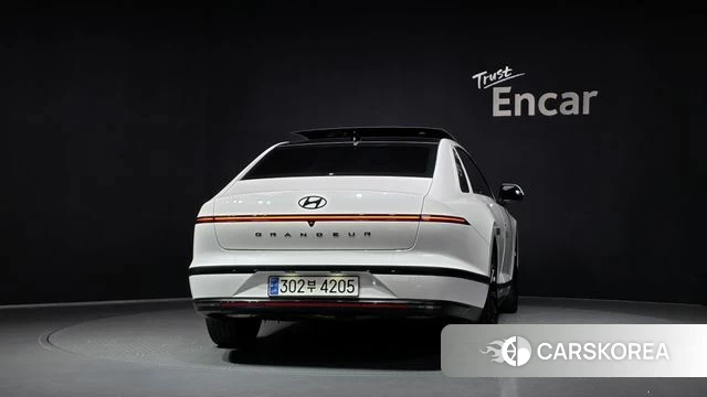 Hyundai Grandeur Hybrid (GN7) id 4783669 из Кореи 31