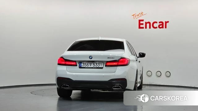 BMW 5 Series (G30) id 5033683 из Кореи 29