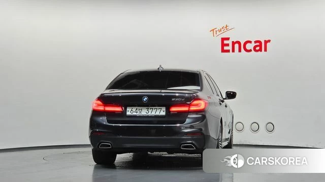 BMW 5 Series (G30) id 4967629 из Кореи 14
