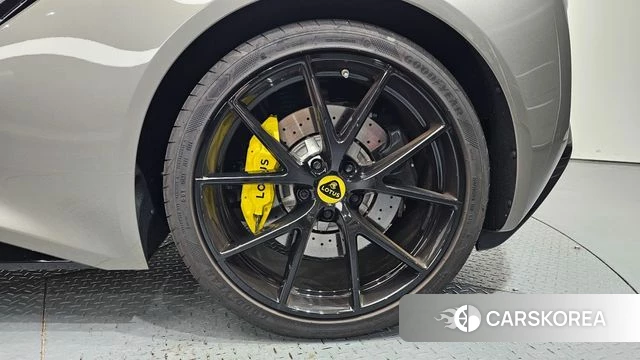 Lotus Emira id 4897671 из Кореи 25