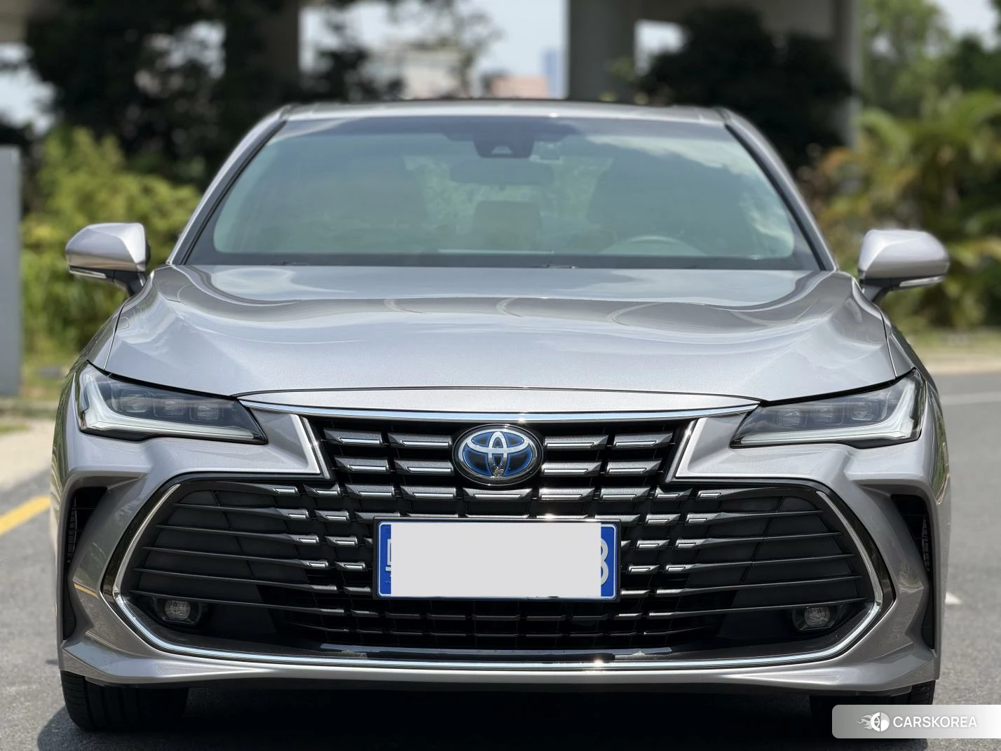 Toyota Avalon 2023 Темно-серый из Китая, фото 6