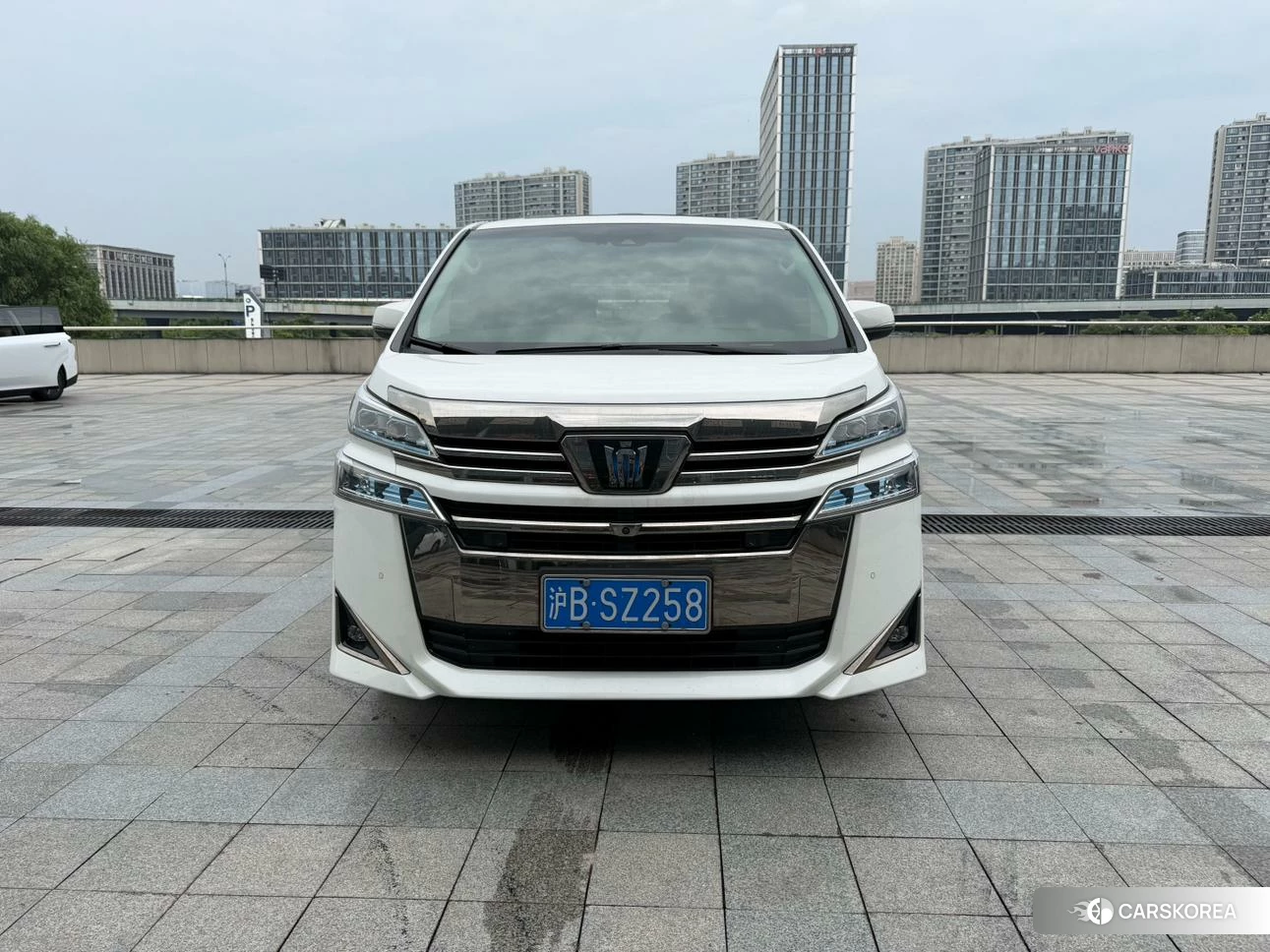 Toyota Vellfire 2021 Белый из Китая, фото 4