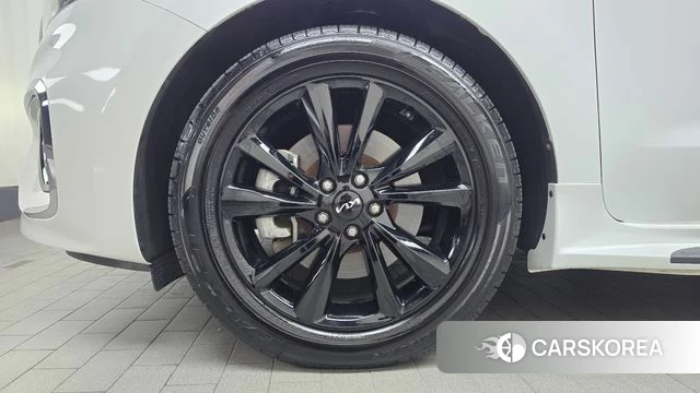 Kia The New Carnival id 5035602 из Кореи 26