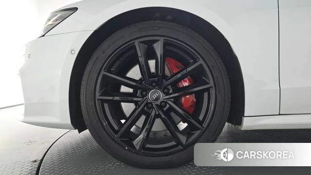 Audi A7 (4K) id 4987470 из Кореи 32