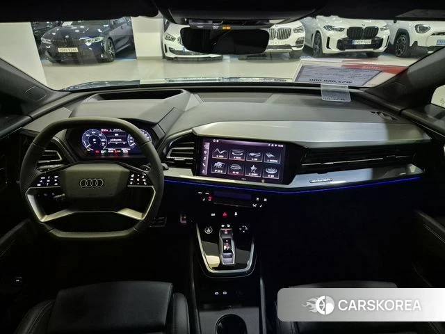 Audi Q4 e-Tron (F4) 2026 Небесно-голубой из Кореи, фото 4