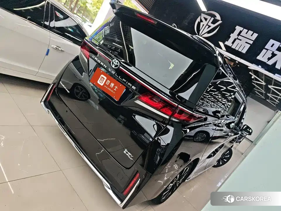 Toyota Vellfire 2024 Черный из Китая, фото 4