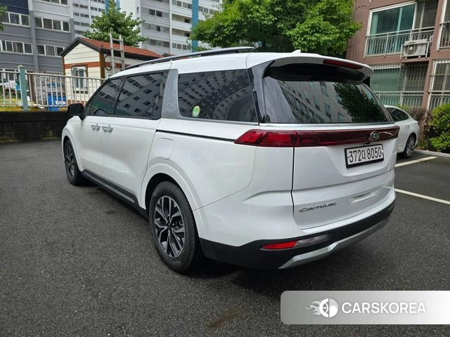 Kia Carnival 4th generation id 4754608 из Кореи 14