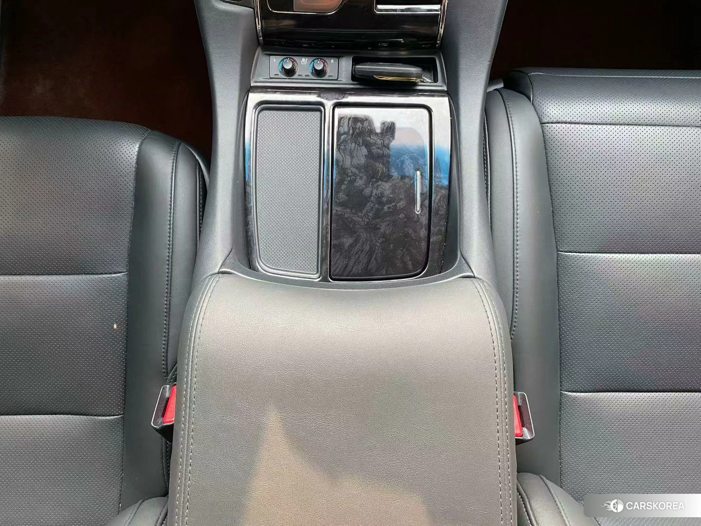 Toyota Vellfire 2022 Черный из Китая, фото 5