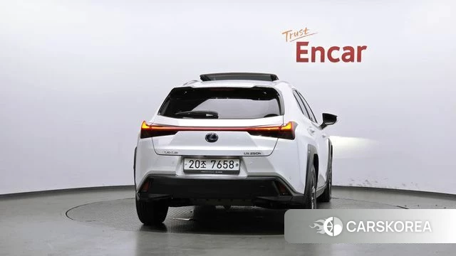 Lexus UX250h id 4998523 из Кореи 14
