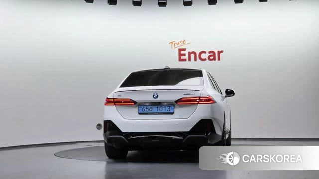 BMW i5 (G60) id 5046020 из Кореи 33