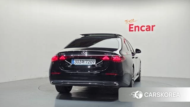 Mercedes-Benz E-Class W214 id 5039278 из Кореи 28