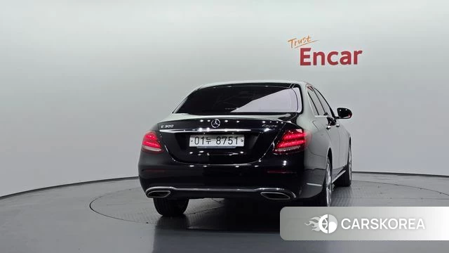 Mercedes-Benz E-Class W213 id 4944108 из Кореи 29