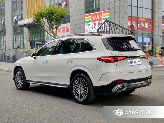 Mercedes-Benz GLC 2024 Белый из Китая, фото 5
