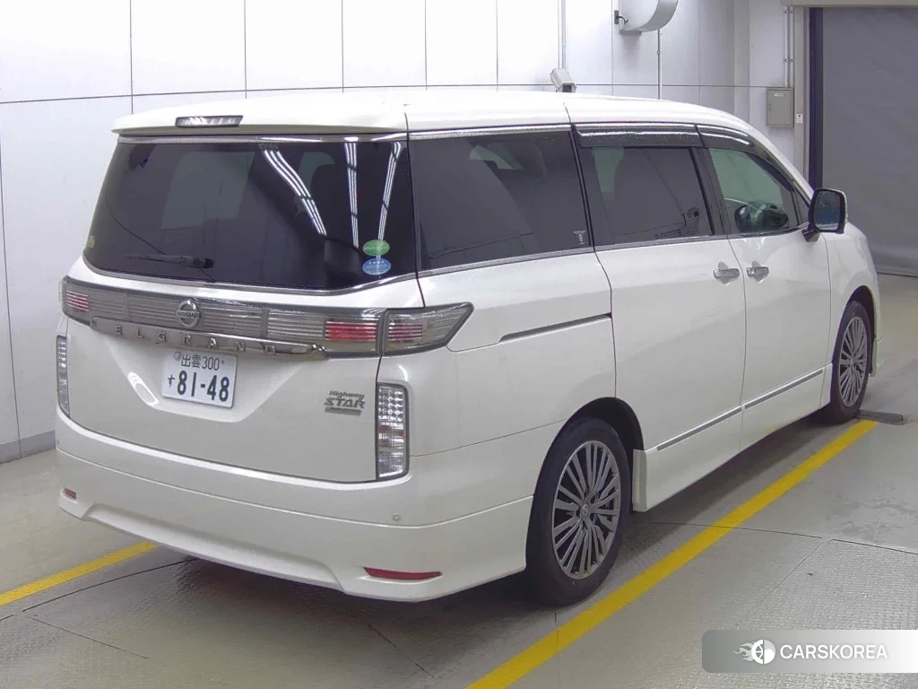 Nissan Elgrand 2018 из Японии, фото 4