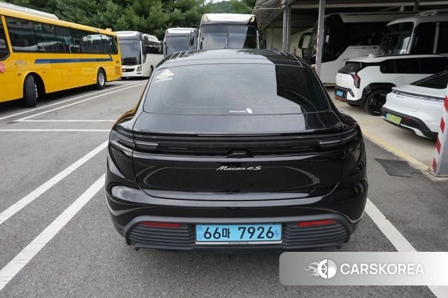 Porsche Makan EV id 4757107 из Кореи 14