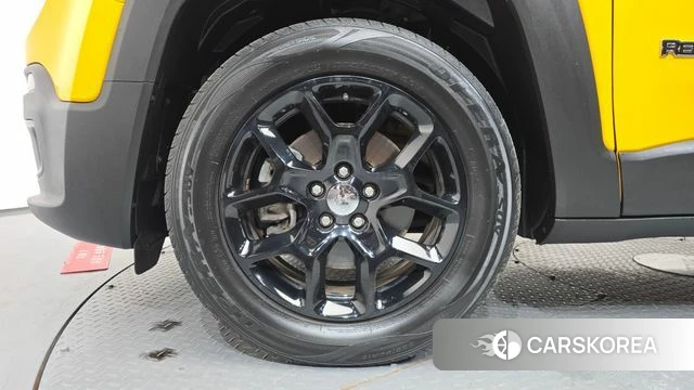 Jeep Renegade id 5004620 из Кореи 25