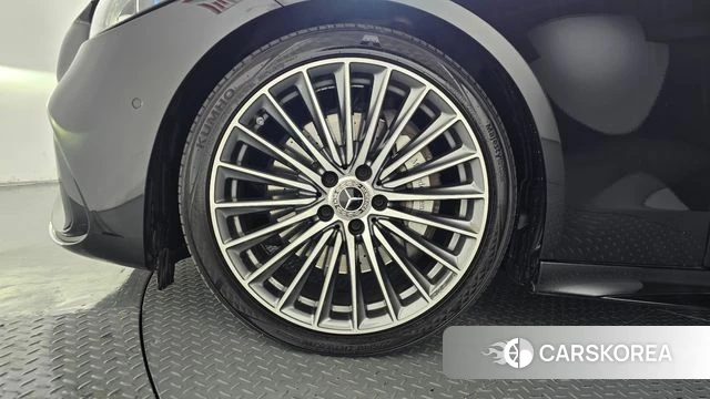 Mercedes-Benz C-Class W206 id 5046100 из Кореи 26