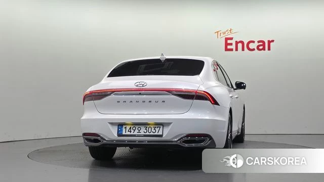 Hyundai The New Grandeur IG id 4780054 из Кореи 25