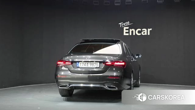 Mercedes-Benz E-Class W213 id 5017024 из Кореи 32