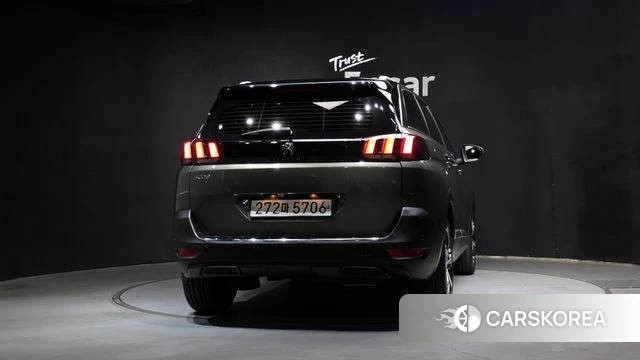 Peugeot 5008 second generation id 5048124 из Кореи 24