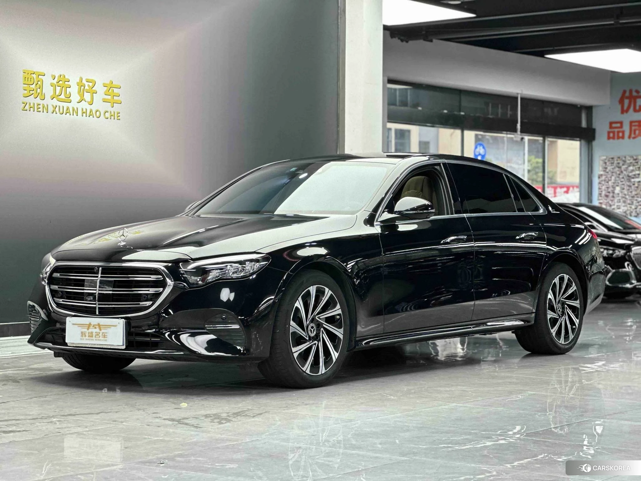Mercedes-Benz E-Class 2023 Черный из Китая, фото 4