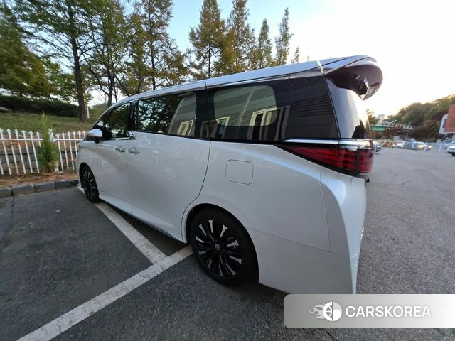 Toyota Alphard 4th Generation 2025 Белый из Кореи, фото 4
