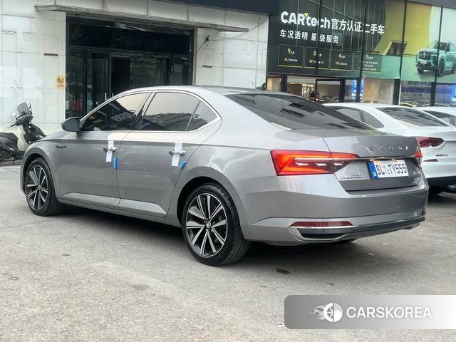 Skoda Superb 2021 Темно-серый из Китая, фото 4