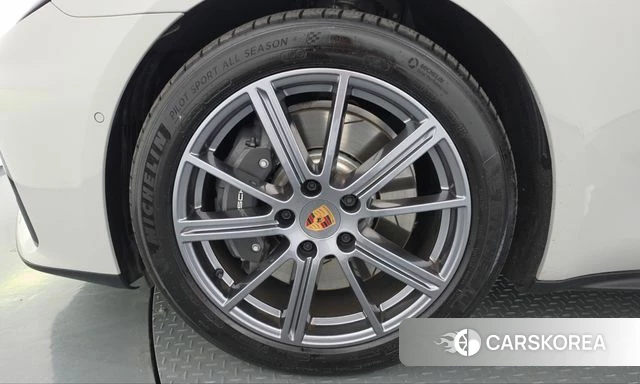 Porsche Panamera (976) id 4985123 из Кореи 29