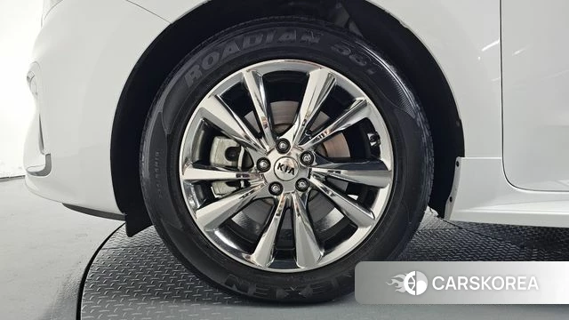 Kia The New Carnival id 5048318 из Кореи 29