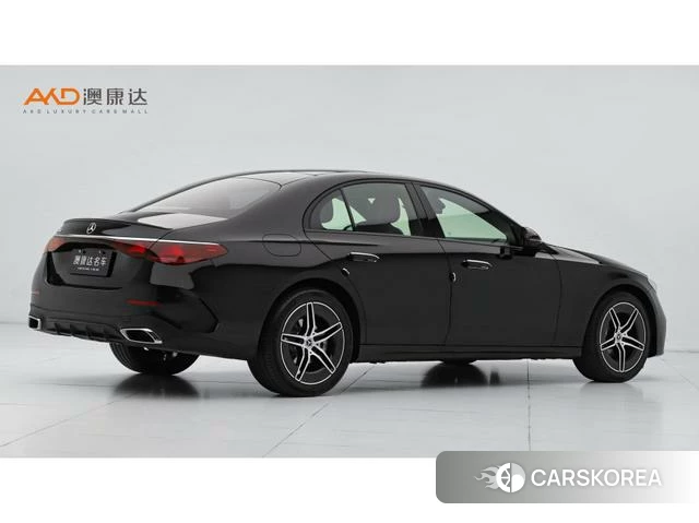 Mercedes-Benz E-Class 2024 Черный из Китая, фото 4