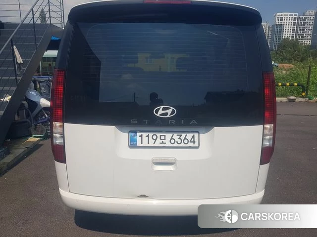 Hyundai Staria 2025 Белый из Кореи, фото 4