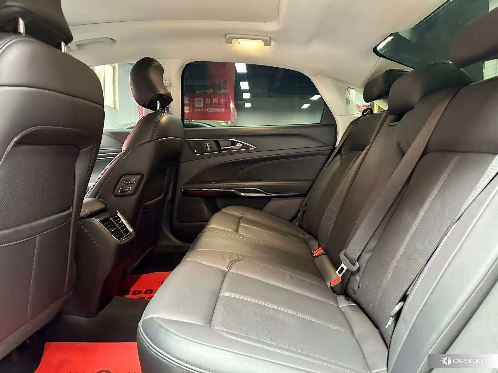 Ford Taurus 2019 Черный из Китая, фото 4