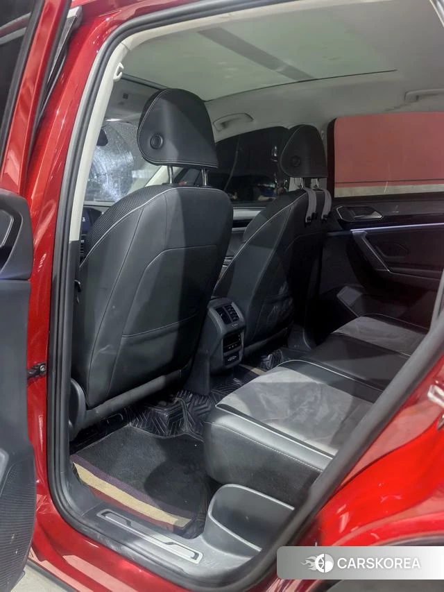 Volkswagen Tayron 2021 Красный из Китая, фото 4