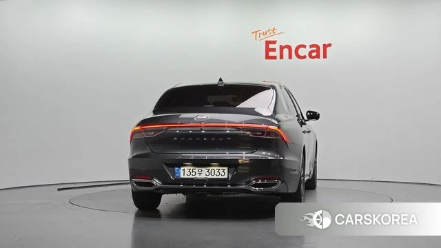 Hyundai The New Grandeur IG id 4959637 из Кореи 24