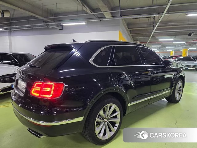 Bentley Bentayga id 4967239 из Кореи 12