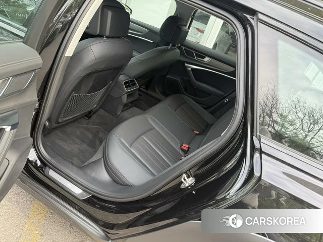 Audi A6 2024 Черный из Китая, фото 4