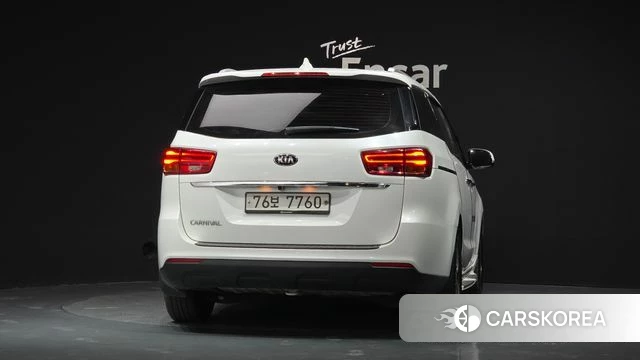 Kia The New Carnival id 4960112 из Кореи 27