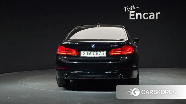 BMW 5 Series (G30) id 3937042 из Кореи 14