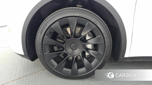 Tesla Model Y id 4951848 из Кореи 31