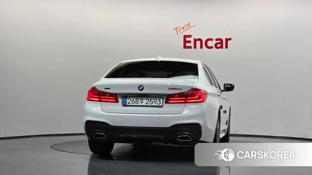 BMW 5 Series (G30) id 4992767 из Кореи 30