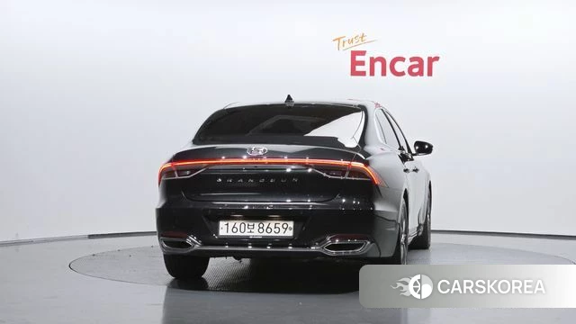 Hyundai The New Grandeur IG id 5003899 из Кореи 29