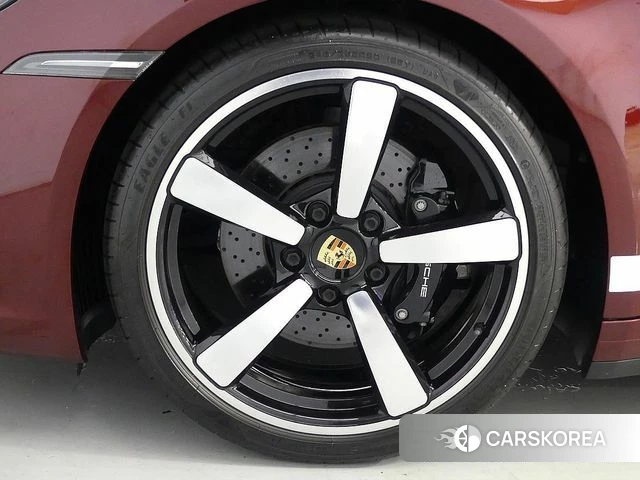 Porsche 911(992) id 4849081 из Кореи 14